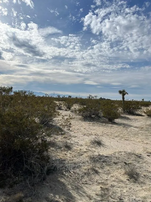 0 Vacant Land, Adelanto, CA 92301 - MLS CV24011927 for Sale