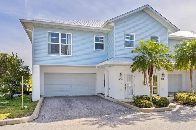 3919 Cape Haze Dr #506, Rotonda West, FL 33947 - MLS C7487481 for Sale