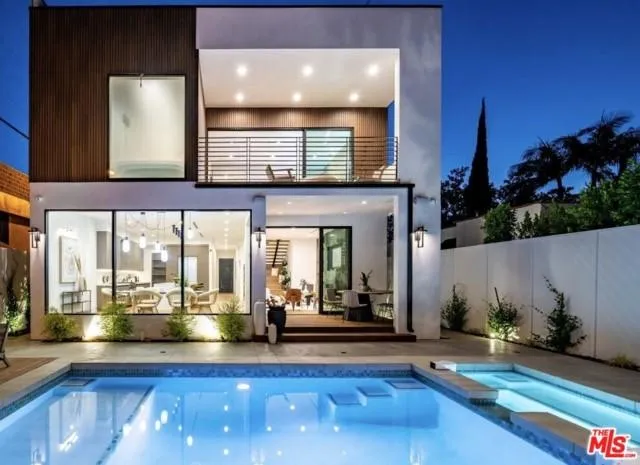 714 N La Jolla, Los Angeles CA 90046 for Sale