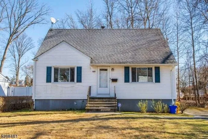 1609 Ardsley Ct, Teaneck, NJ 07666  623492255 for Sale