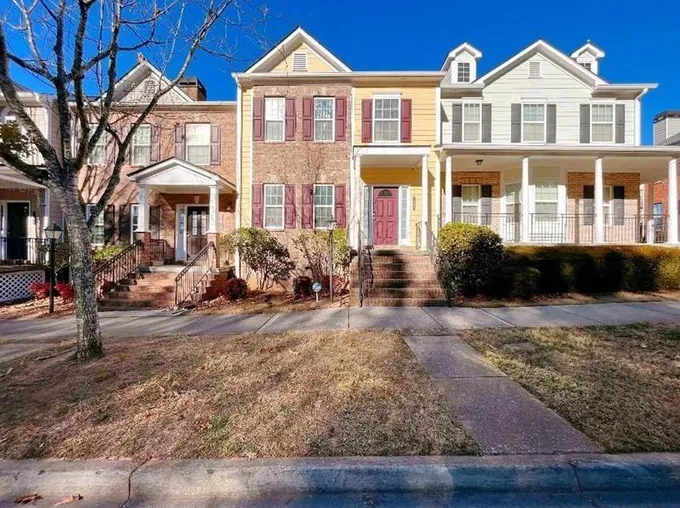 1099 Scales Rd, Suwanee, GA 30024 - MLS 7328868 for Sale