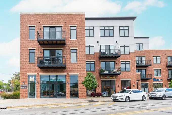 440 Green Bay Road, Unit 511, Highwood, IL 60040 for Rent