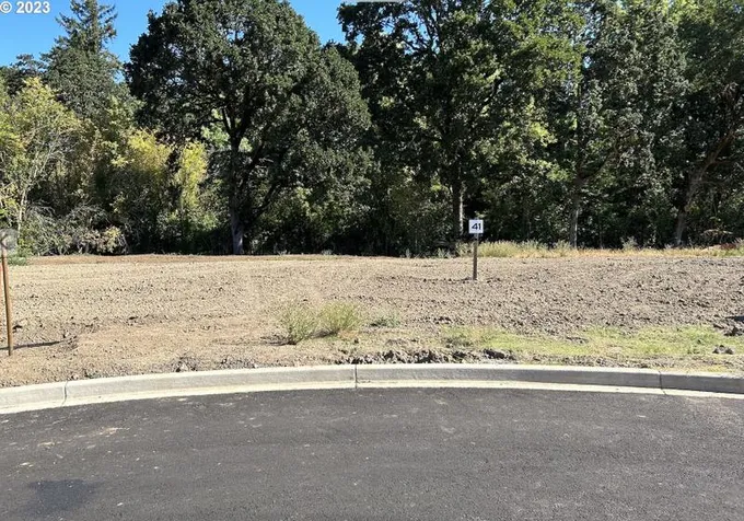 1437 NW Cato Ct #41, Mc Minnville, OR 97128 - MLS 23285524 for Sale