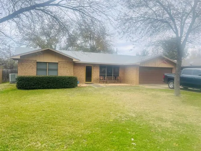719 South Ammerman Avenue, Eastland, TX 76448 for Sale