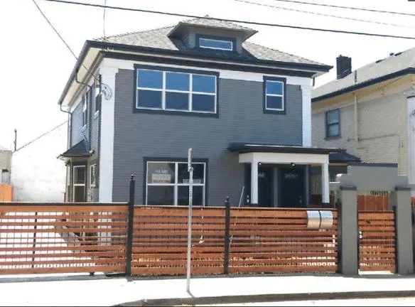 835 35th St unit B - Oakland, CA 94608 - Home For Rent