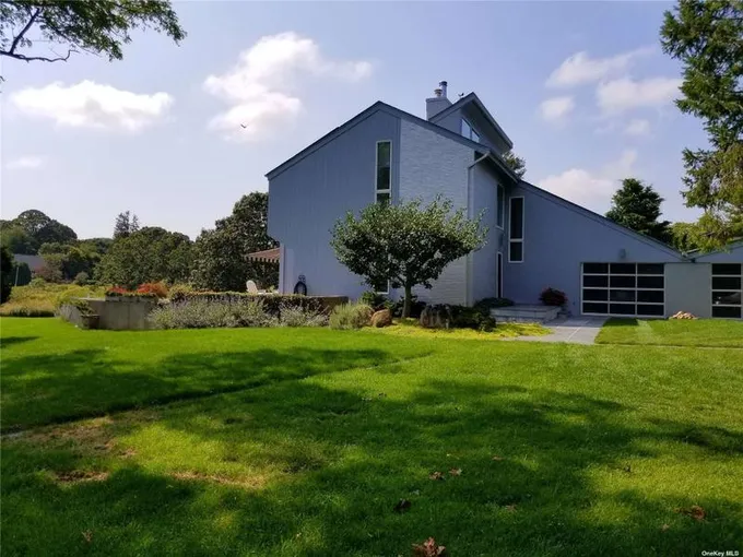 1350 Eugenes Road, Cutchogue, NY 11935 for Sale