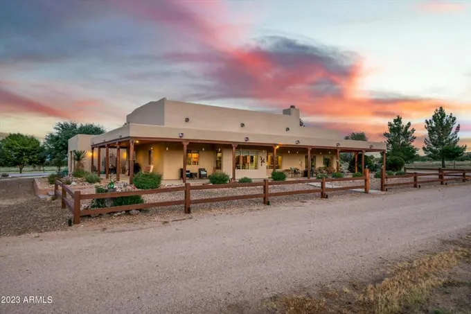898 W KNOX ST, Pearce, AZ 85625 Single Family Residence For Sale  MLS# 6656110 for Rent