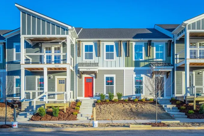 2441 17th Street East, Chattanooga, TN 37404 for Sale