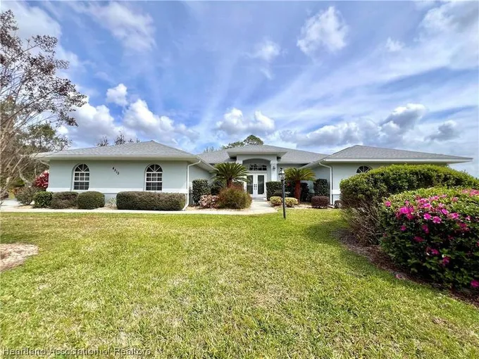 4515 DUFFER LOOP, Sebring, FL 33872 Single Family Residence For Sale  MLS# 300367