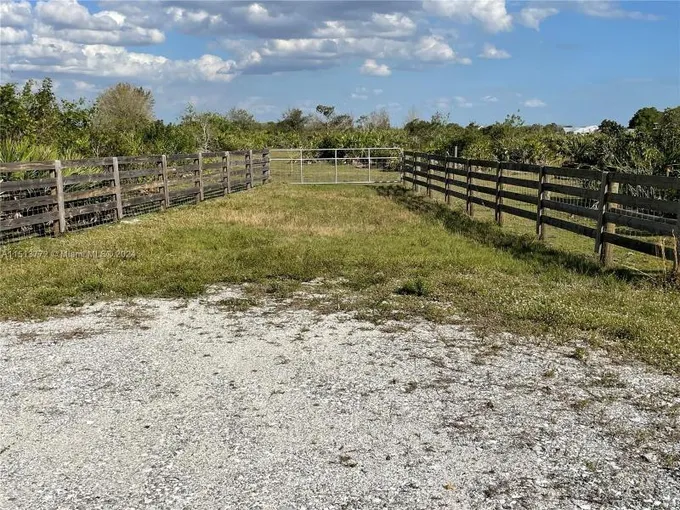 Okeechobee, Okeechobee County, FL Undeveloped Land for sale Property ID: 418687595