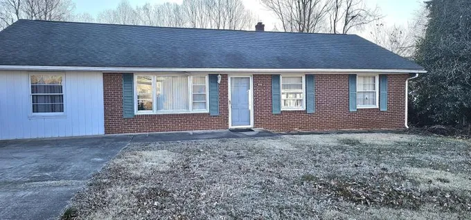 Martinsville, Henry County, VA House for sale Property ID: 418721508