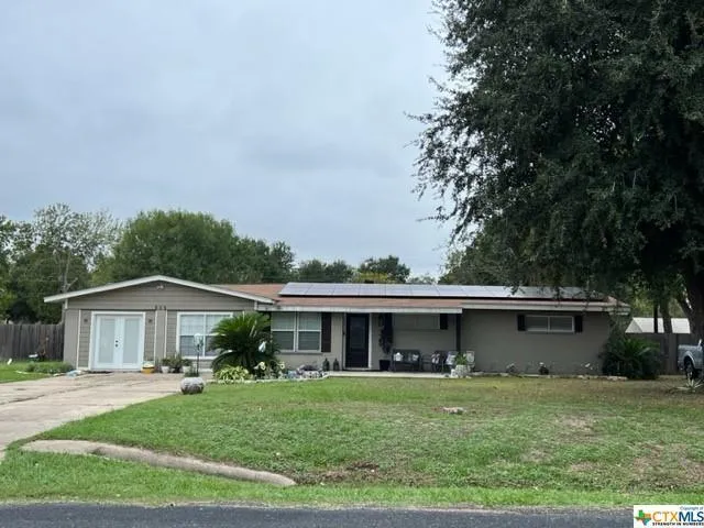 306 Primrose Street, Victoria, TX 77904 for Sale