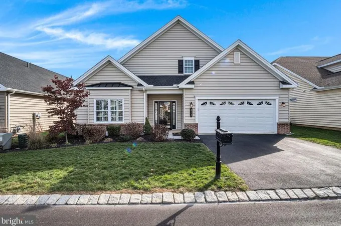 413 General Dr, Mechanicsburg, PA 17050 - MLS PACB2026614 for Sale