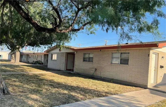 1101 W GARDENIA AVE, Mc Allen, TX 78501 Multi Family For Sale  MLS# 427111