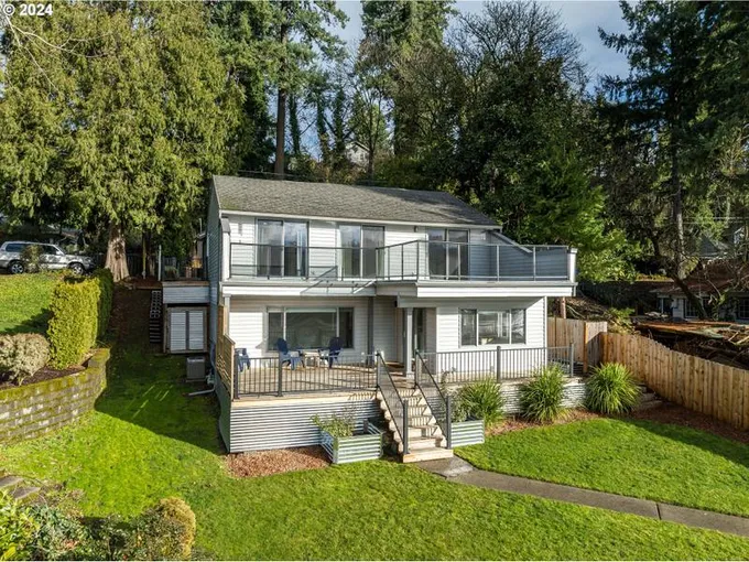 17517 SE ROETHE PL, Milwaukie OR 97267 for Sale