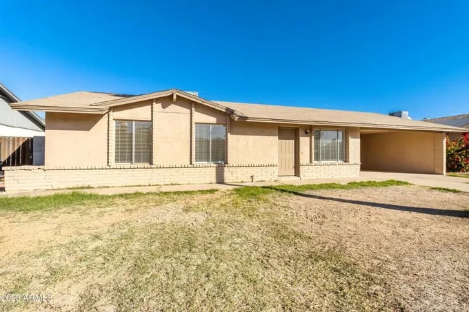 202 E MELROSE DR, Casa Grande, AZ 85122 Single Family Residence For Sale  MLS# 6642071 for Rent