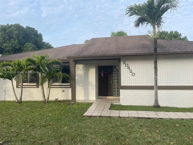 20420 Southwest 124th Place, Miami, FL 33177 for Rent