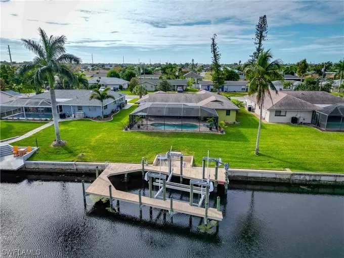 1421 Southeast 36th Terrace, Cape Coral, FL 33904 for Sale