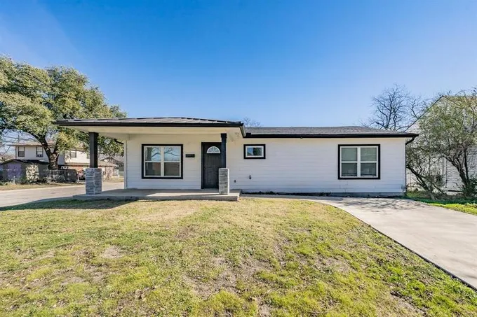 3701 May St, Fort Worth, TX 76110 for Sale