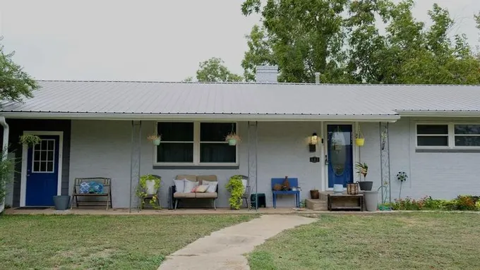 805 Pecan St, Honey Grove, TX 75446 for Sale