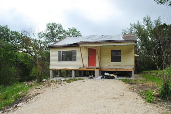 8105 WILLIAMSON CREEK Dr, Austin, TX 78736 for Sale