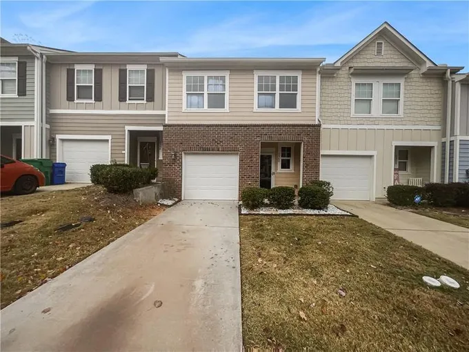 2348 Camden Oak Way, Lithonia, GA 30058 for Sale