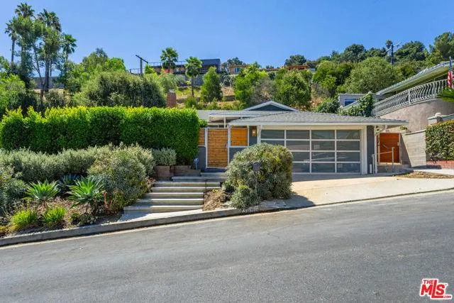 3640 Willowcrest, Studio City CA 91604 for Sale