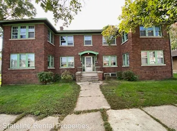827 Buckbee St - Rockford, IL 61104 - Home For Rent