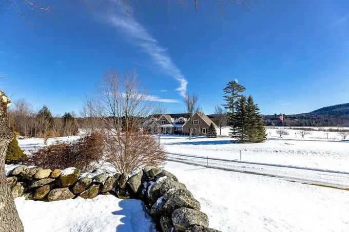 100 East Washington Road, Bradford, NH 03221  624091770 for Sale
