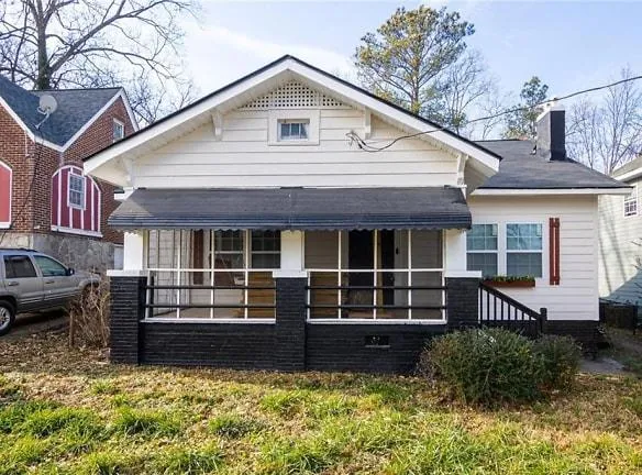 684 S Elizabeth Pl NW - Atlanta, GA 30318 - Home For Rent