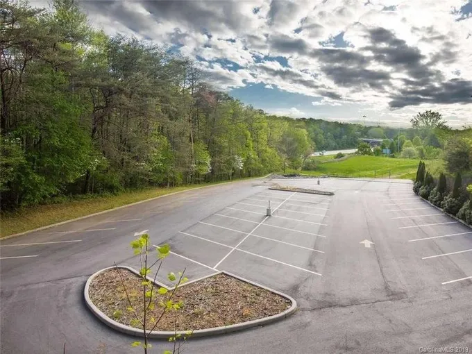 303 Gashes Creek Road, Asheville, NC 28803  624517438 for Sale