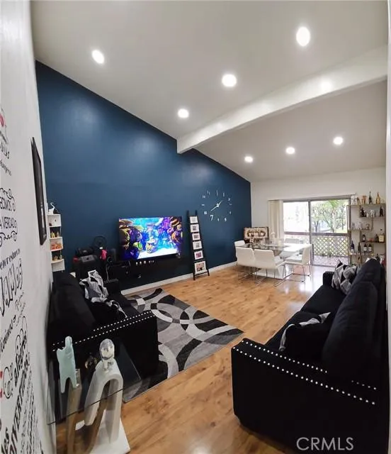 700 W La Veta C4, Orange CA 92868 for Sale