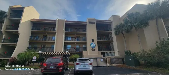 90 South Highland Avenue, Unit 224, Tarpon Springs, FL 34689 for Sale
