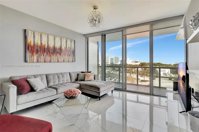 888 Biscayne Blvd #411, Miami, FL 33132  MLS# A11532219 for Sale