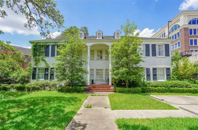 4310 Yoakum Blvd, Houston, TX 77006 for Sale