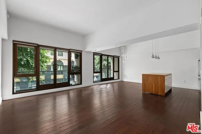 460 South Spring Street, Unit 213, Los Angeles, CA 90013 for Rent