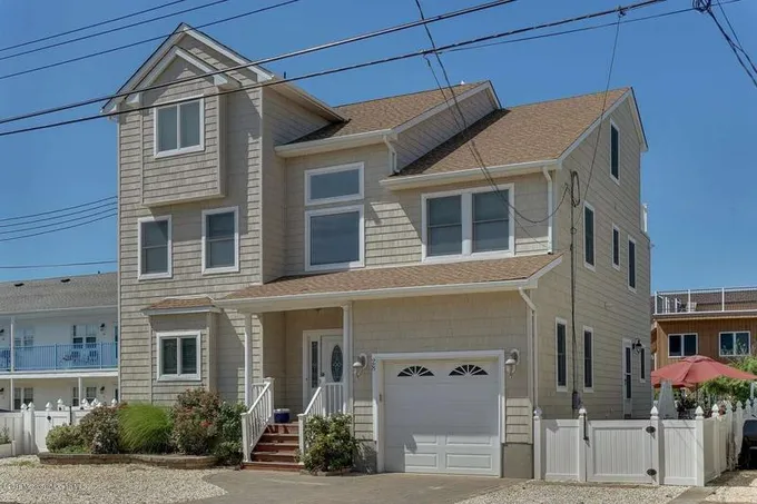 28 1st Avenue, Seaside Park, NJ 08752  625292018 for Sale