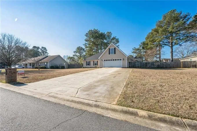 309 Greenview Court, Bonaire, GA 31005 for Sale