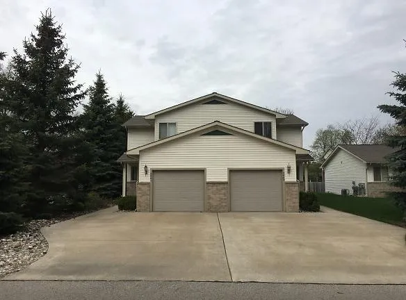 2400 Morning Dawn Dr - Midland, MI 48642 - Home For Rent