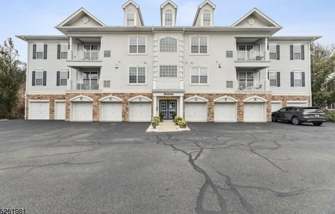 6 Cliff Rd #D3, Woodland Park, NJ 07424 - MLS 3880131 for Sale
