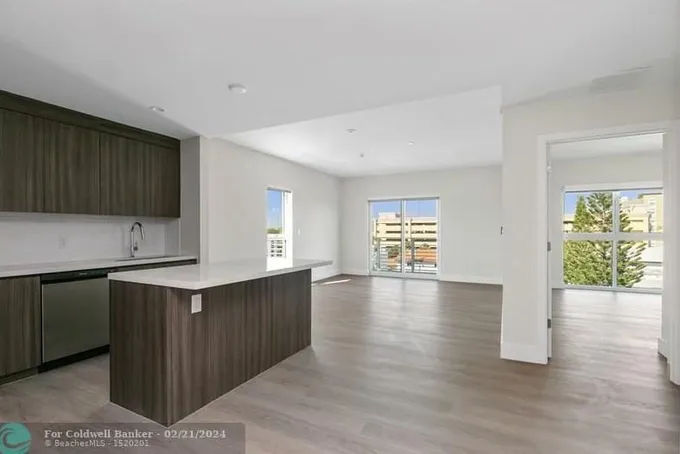1938 Jackson St #402, Hollywood, FL 33020 - MLS F10422713 for Rent