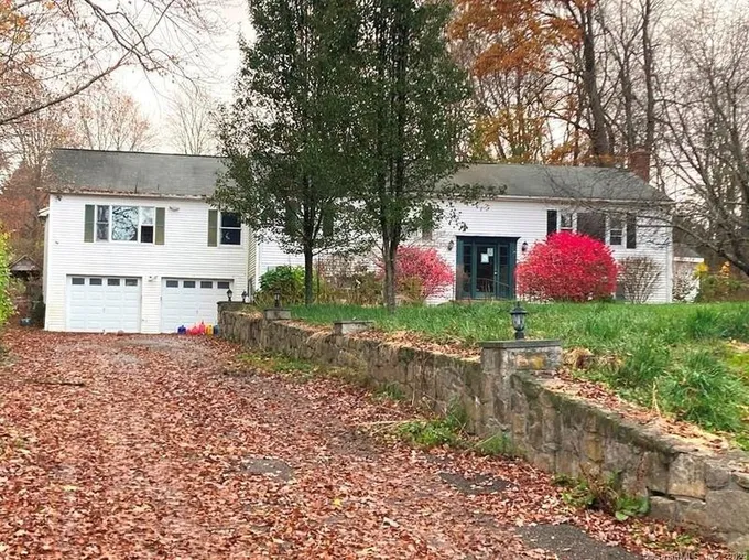 25 Jefferson Dr, New Milford, CT 06776 - MLS 170614733 for Sale