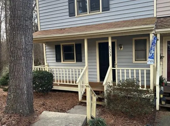 6533 English Oaks Dr - Raleigh, NC 27615 - Home For Rent