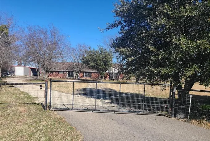 15888 State Highway 11 Hwy W, Cumby, TX 75433 for Sale