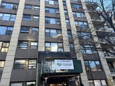 64th Ave Apt 4g for Sale