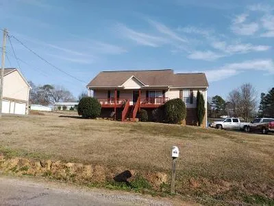 Thomas Rd for Sale