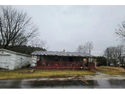 28th St SW for Sale