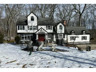 White Birch Rd for Sale
