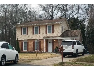 Roxbury Ct for Sale