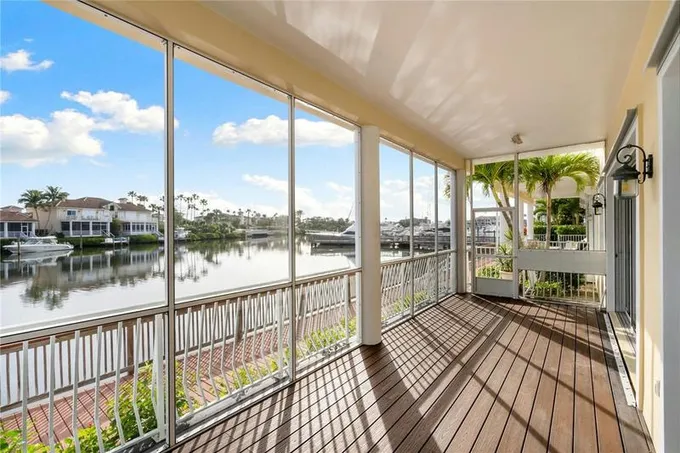 1225 MARINA VILLAGE CIR, Vero Beach, FL 32967 Single Family Residence For Sale  MLS# 274203